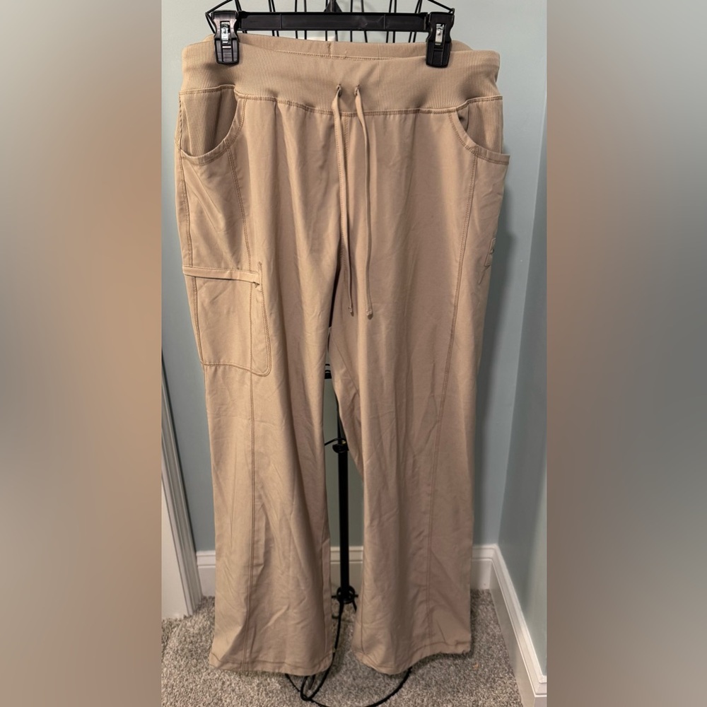 Cherokee infinity women’s scrub bottoms Khaki Extra Large XL Drawstring pants